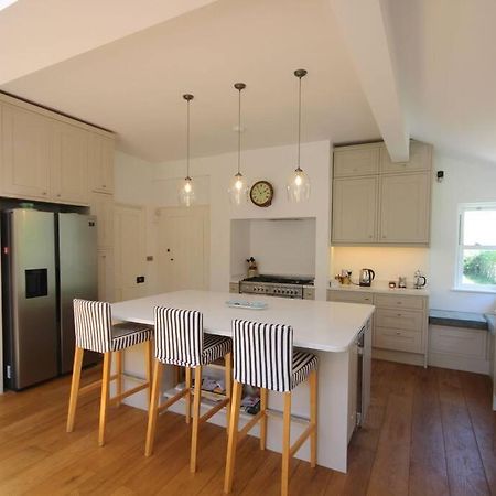 Downsview Villa Kingsdown  Bagian luar foto